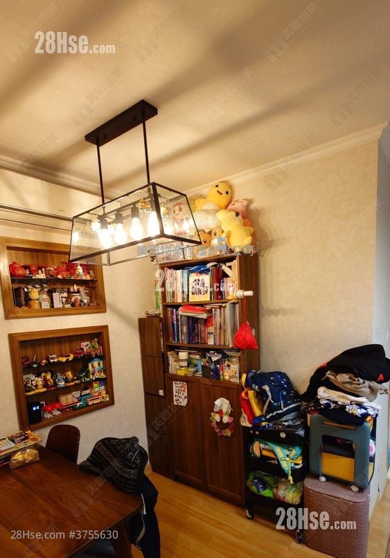 Scenery Court Sell 2 Bedrooms 459 ft²