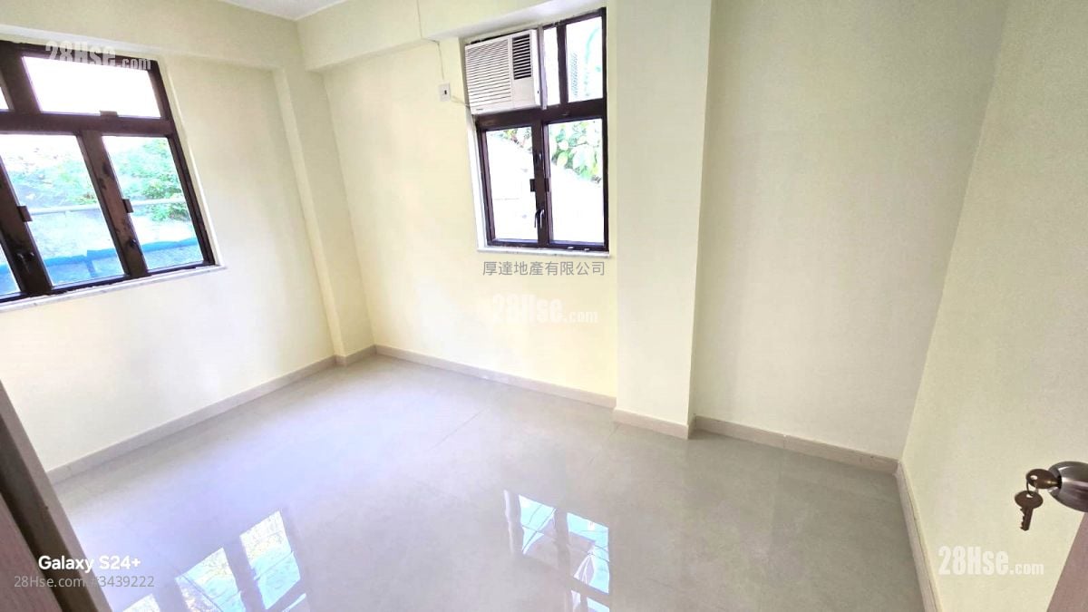 Village Sell 3 Bedrooms , 1 Bathroom 700 ft²