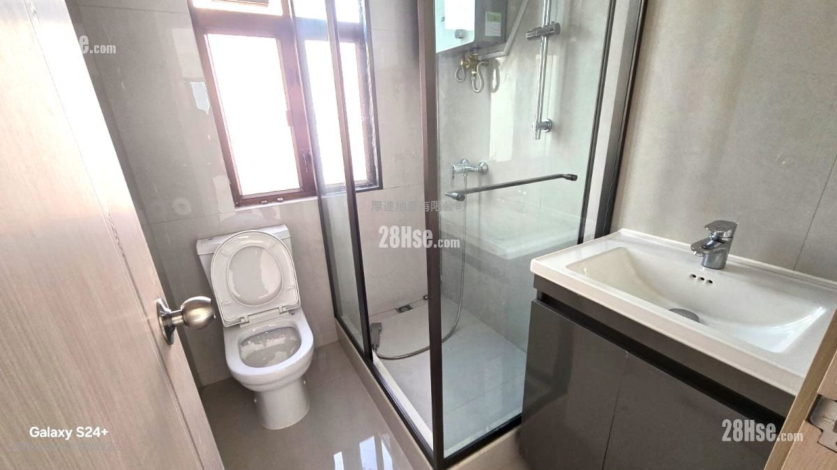 Village Sell 3 Bedrooms , 1 Bathroom 700 ft²