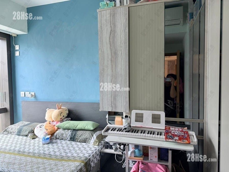 One Homantin Sell 2 Bedrooms 509 ft²