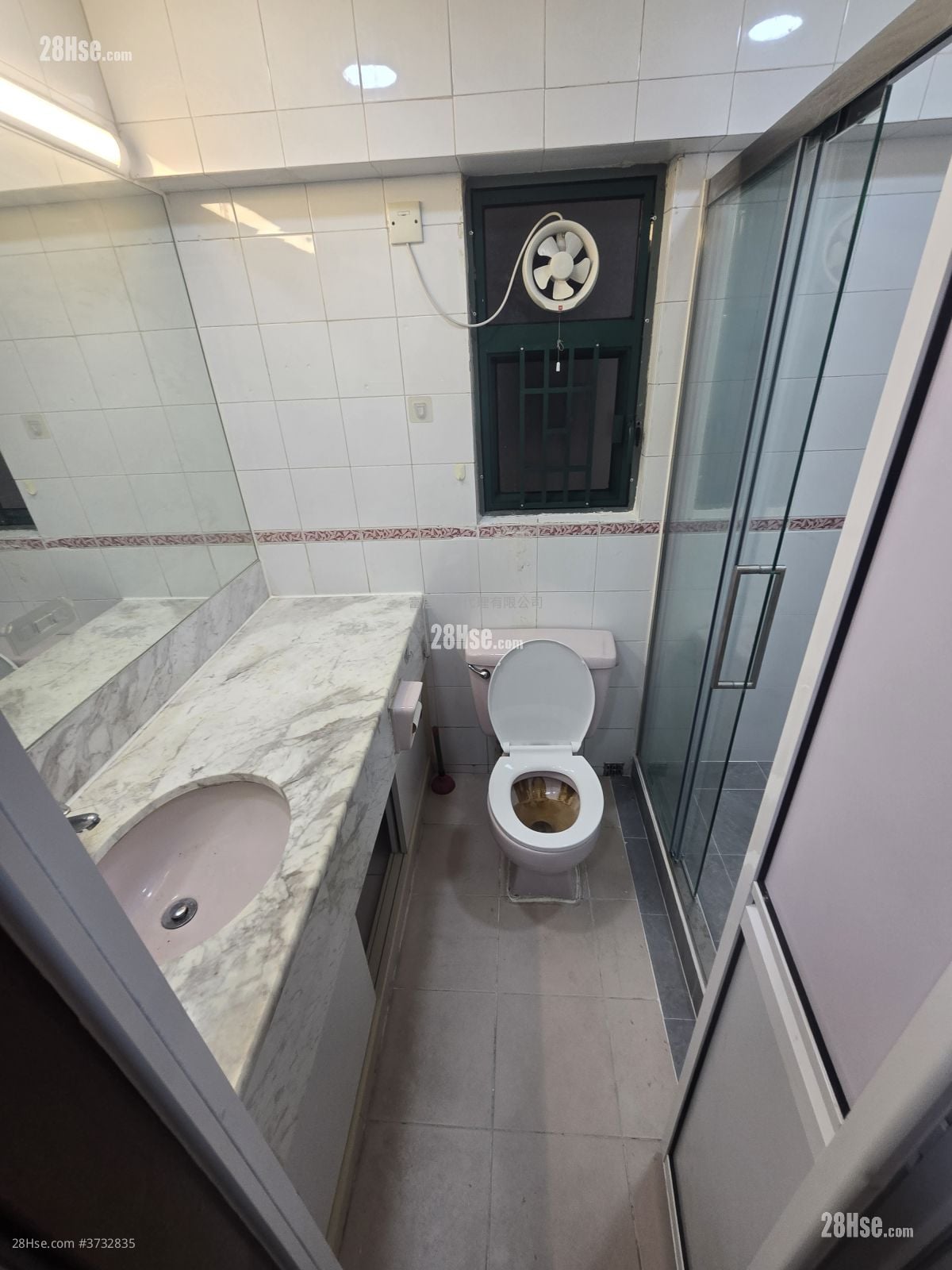 Sea Crest Villa Rental 2 Bedrooms , 1 Bathroom 484 ft²