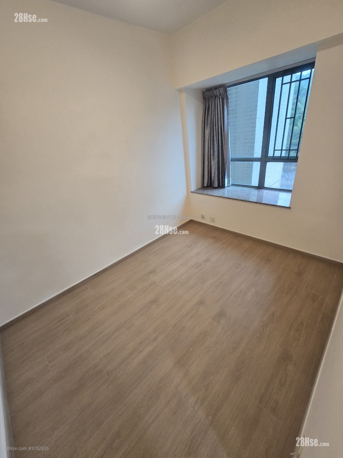 Sea Crest Villa Rental 2 Bedrooms , 1 Bathroom 484 ft²