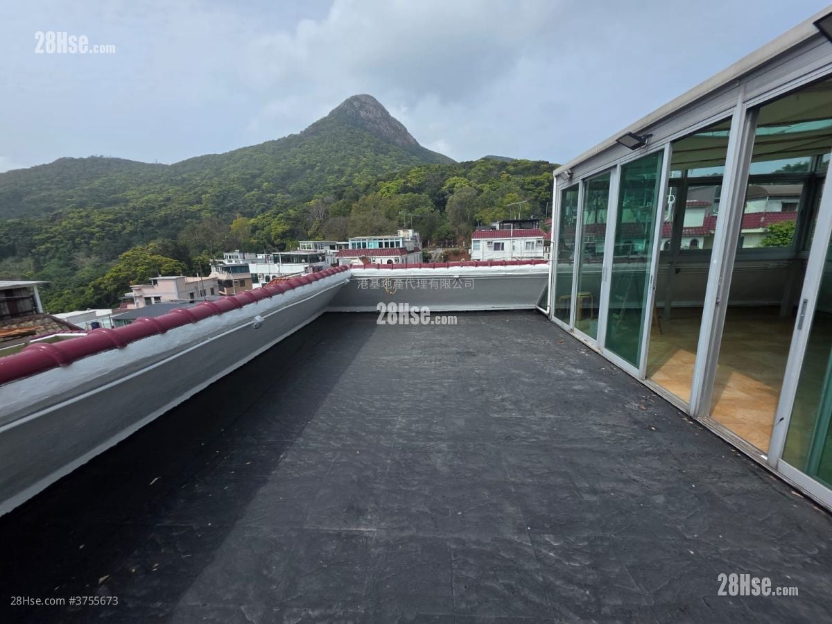 Village Sell 2 Bedrooms , 1 Bathroom 630 ft²