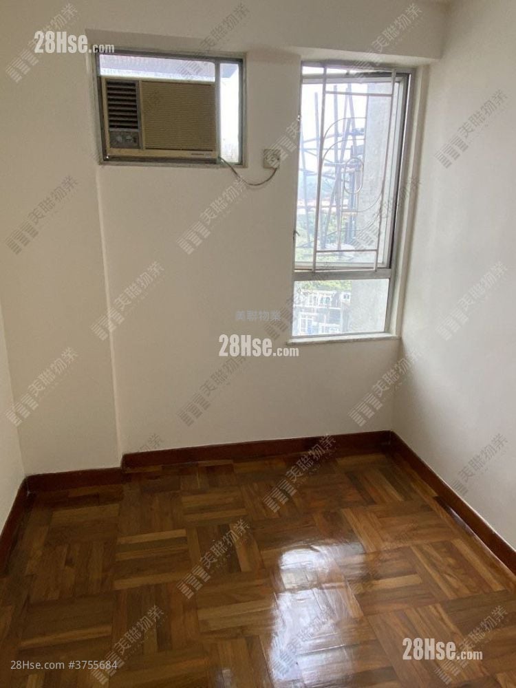 Fanling Centre Sell 3 Bedrooms 513 ft²