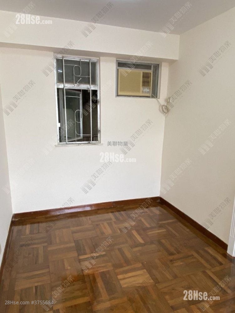 Fanling Centre Sell 3 Bedrooms 513 ft²