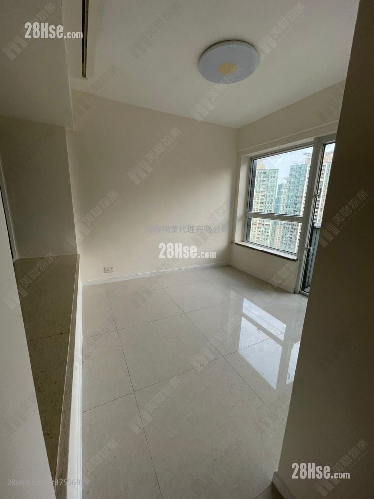 緻藍天 售盤 3 房 743 平方呎