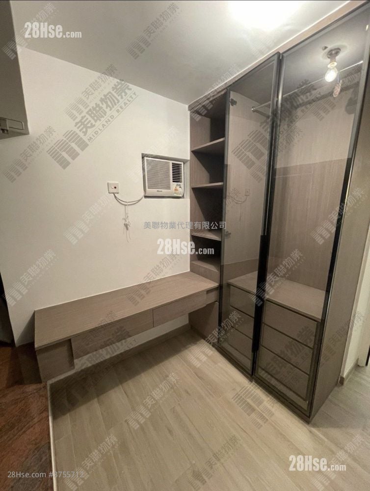 主人房: 海悦豪园 售盘 2 房 432 平方尺