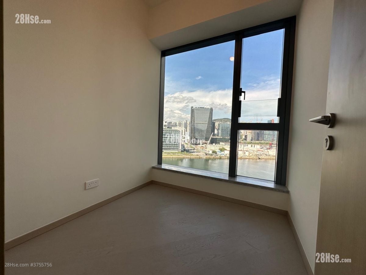 One Victoria Rental 3 Bedrooms , 2 Bathrooms 643 ft²