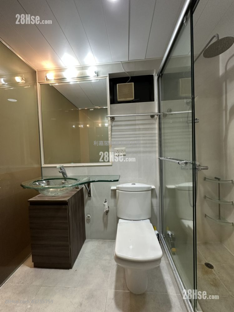 麗峰花園 售盤 3 房 , 4 浴室 1,761 平方呎