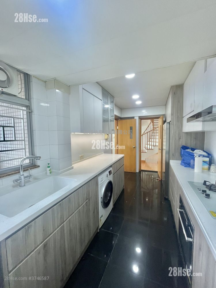 漾日居 租盤 4 房 , 3 浴室 2,011 平方呎