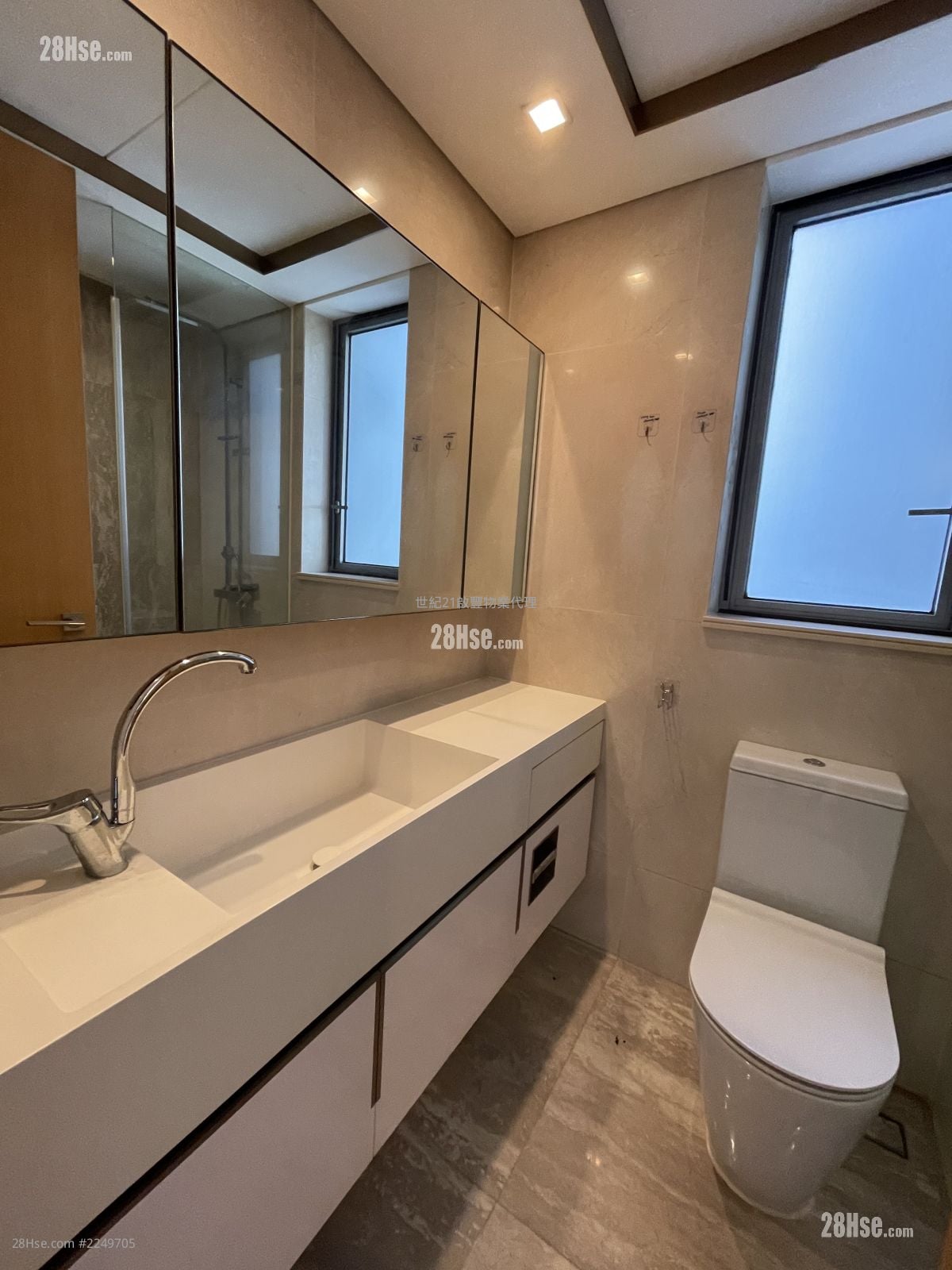 One Kai Tak(Ii) Rental 3 Bedrooms , 2 Bathrooms 799 ft²