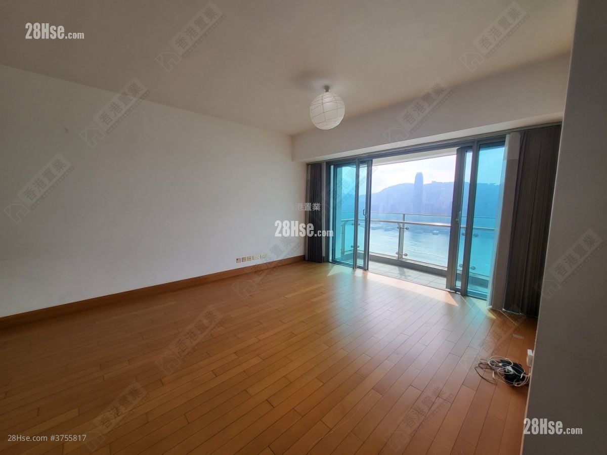 The Harbourside Sell 3 Bedrooms , 3 Bathrooms 1,108 ft²