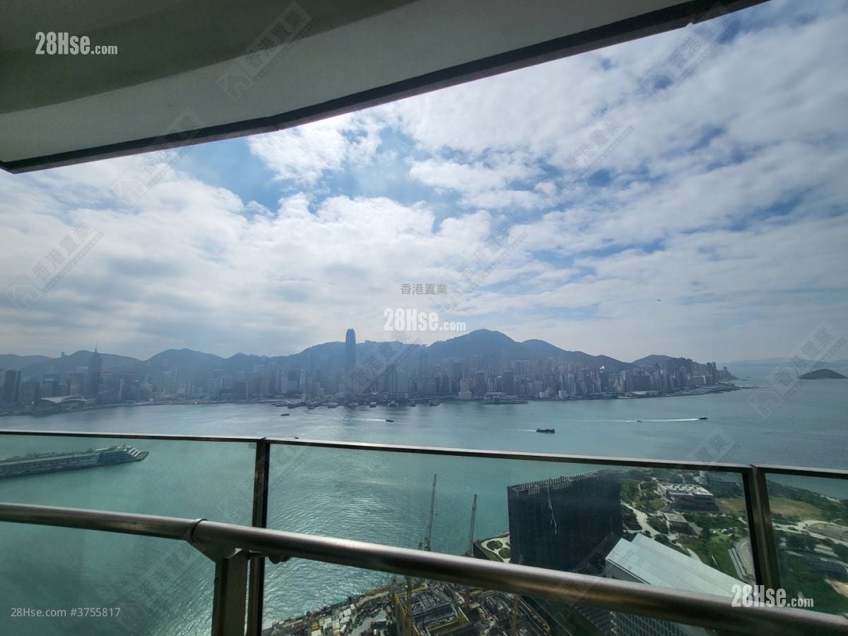 The Harbourside Sell 3 Bedrooms , 3 Bathrooms 1,108 ft²