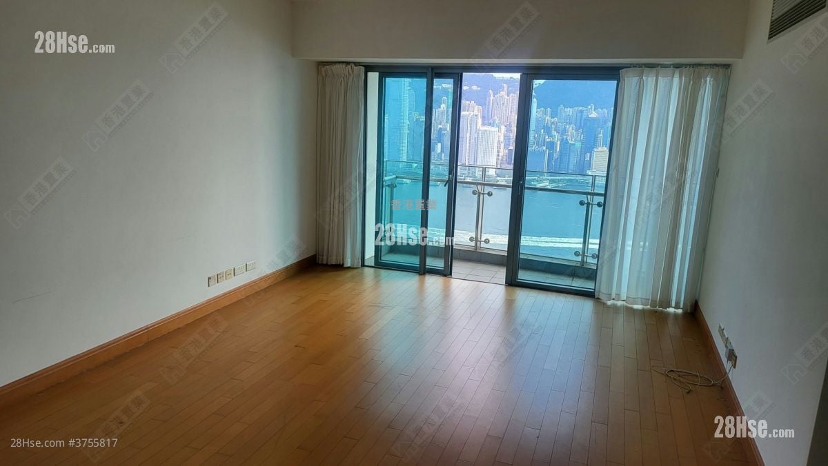 The Harbourside Sell 3 Bedrooms , 3 Bathrooms 1,108 ft²