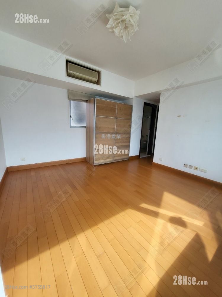 The Harbourside Sell 3 Bedrooms , 3 Bathrooms 1,108 ft²