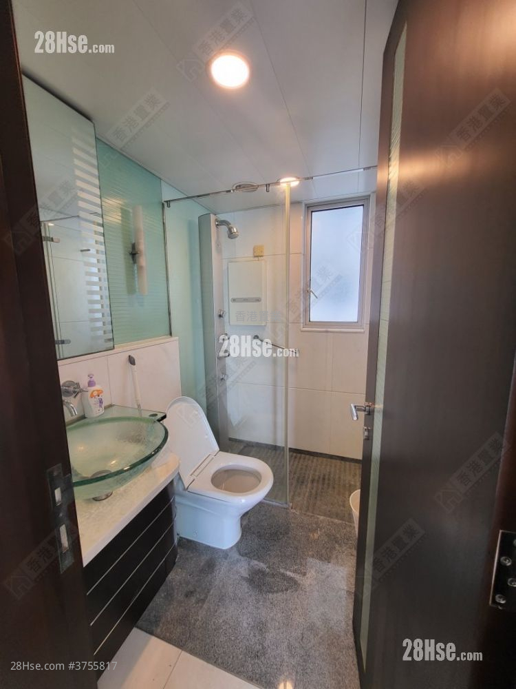 The Harbourside Sell 3 Bedrooms , 3 Bathrooms 1,108 ft²