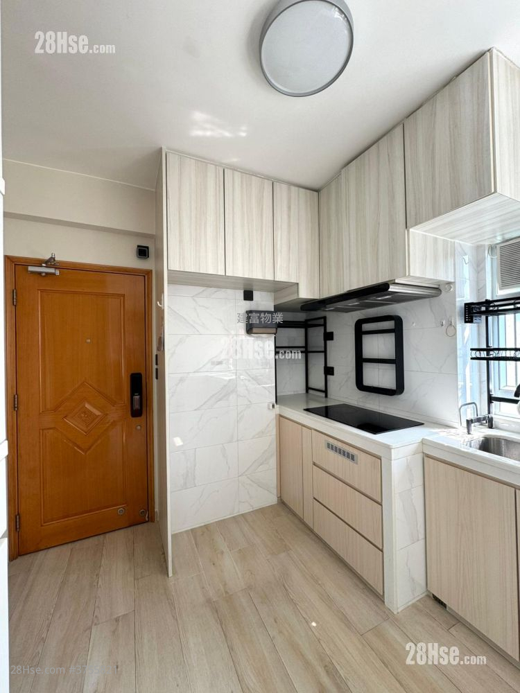 恆運樓 租盤 2 房 , 1 浴室 315 平方呎