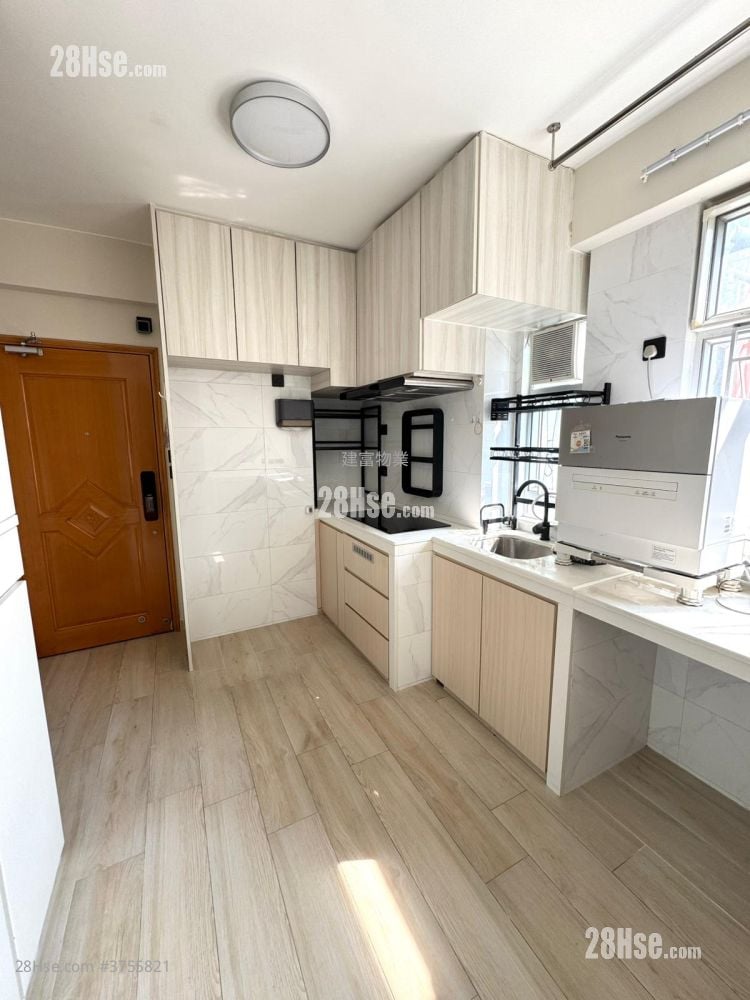 恆運樓 租盤 2 房 , 1 浴室 315 平方呎