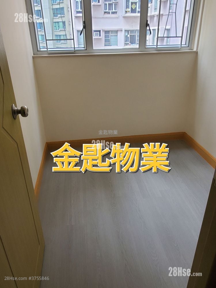 翠園大樓 售盤 5+ 房 , 2 浴室 589 平方呎