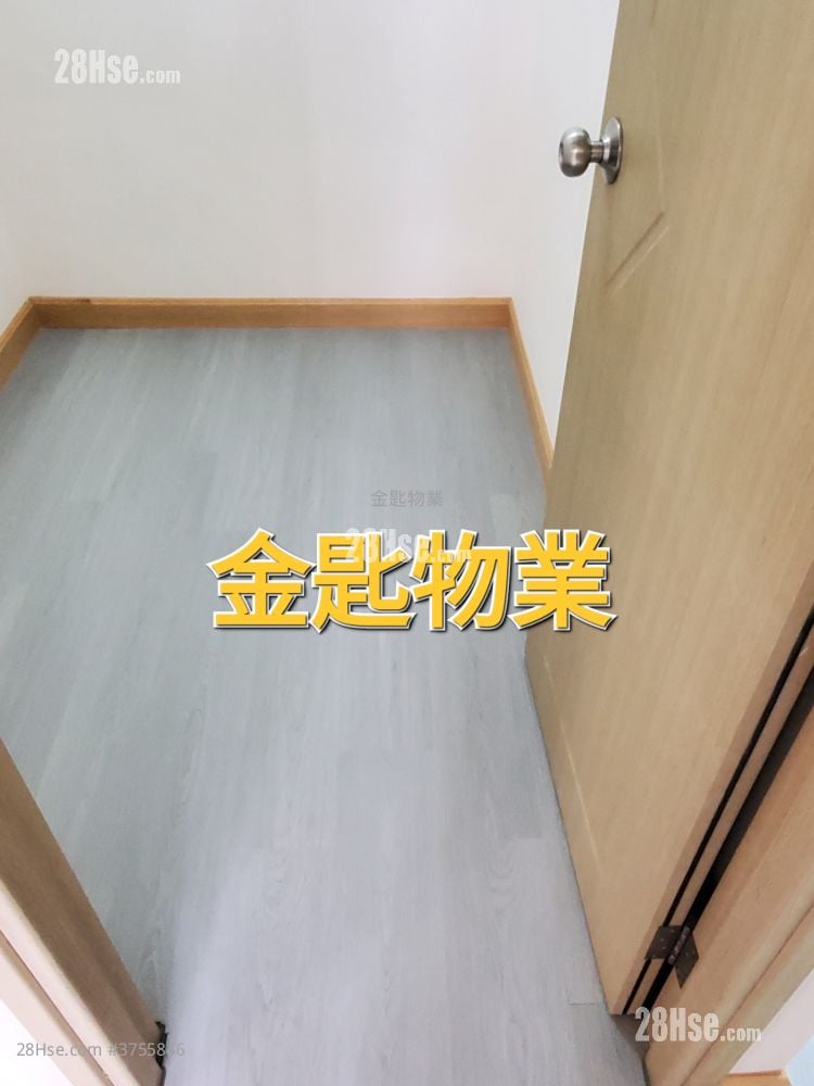 翠園大樓 售盤 5+ 房 , 2 浴室 589 平方呎