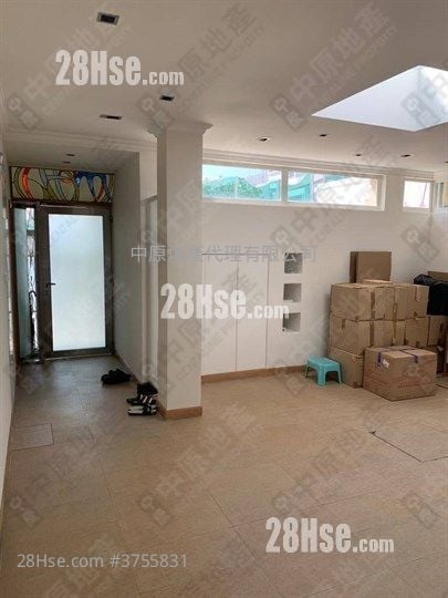 Shatin Knoll Sell 5+ Bedrooms 1,696 ft²