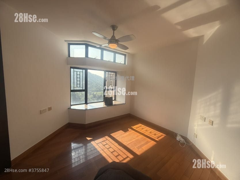 Cayman Rise Sell 2 Bedrooms 464 ft²