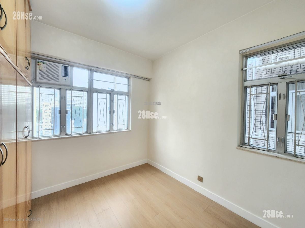 Mayson Garden Building Sell 2 Bedrooms , 1 Bathroom 440 ft²