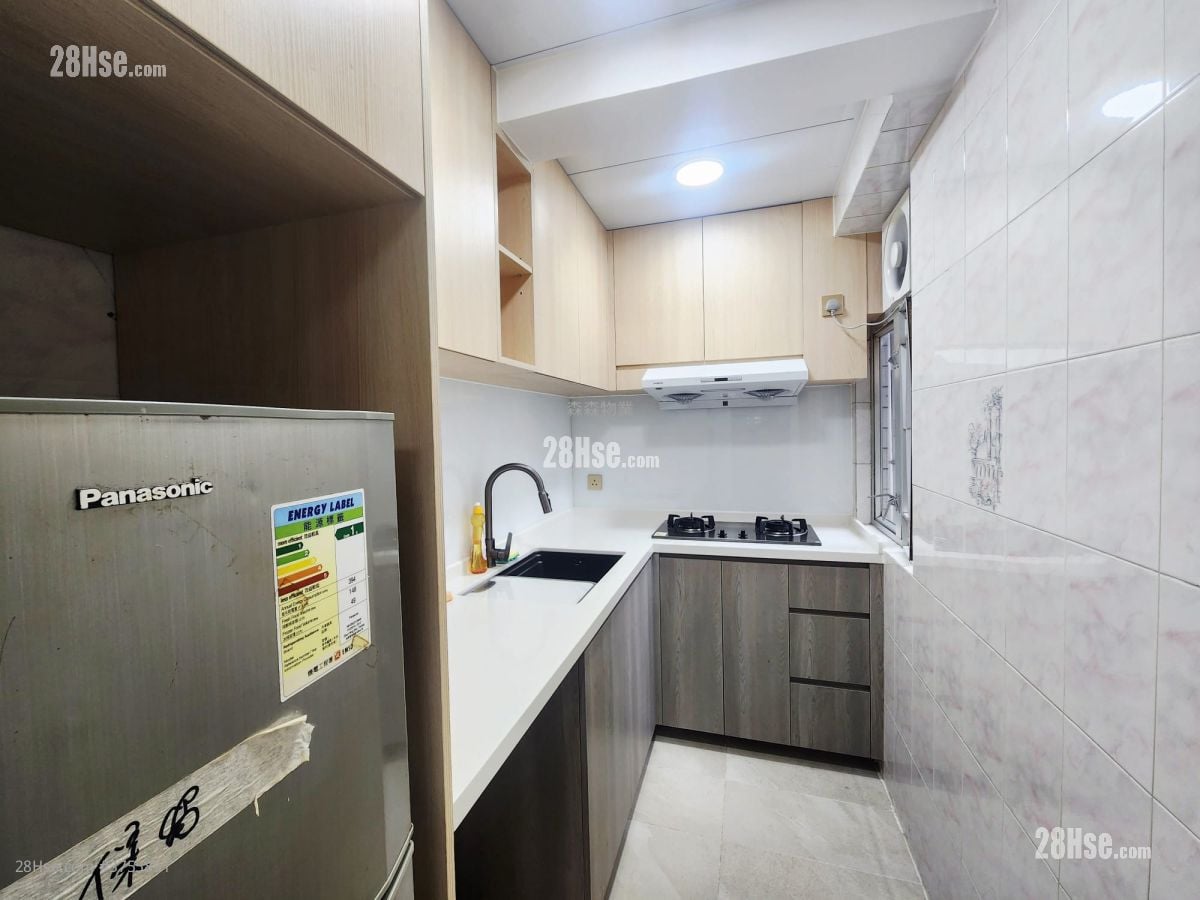 Mayson Garden Building Sell 2 Bedrooms , 1 Bathroom 440 ft²