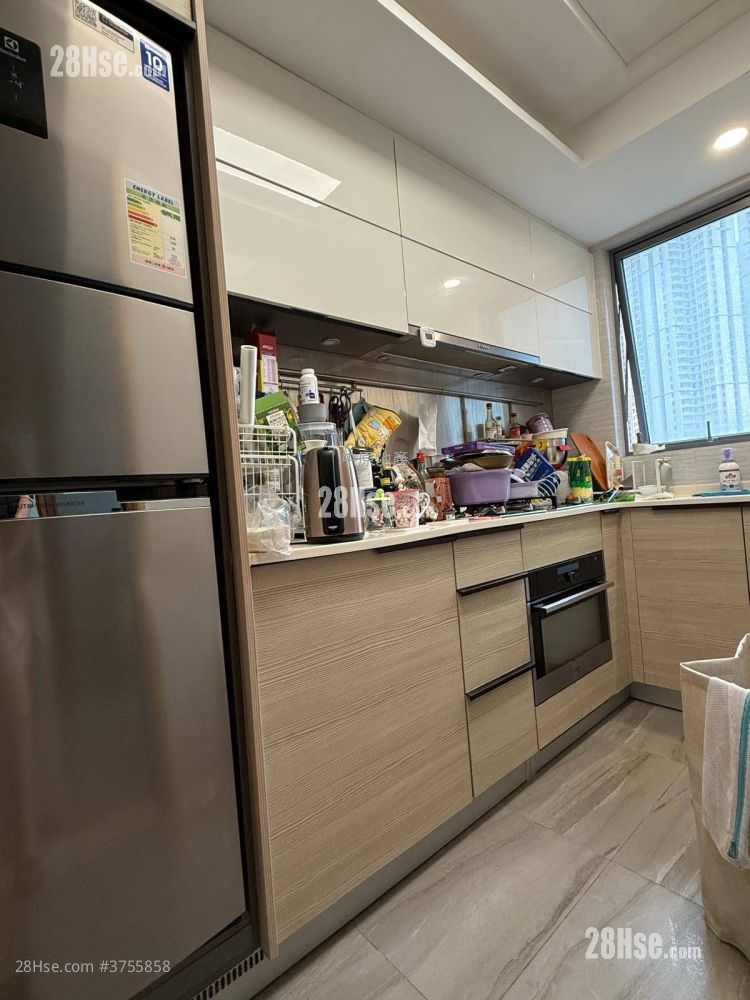 Twin Peaks Sell 2 Bedrooms , 1 Bathroom 516 ft²