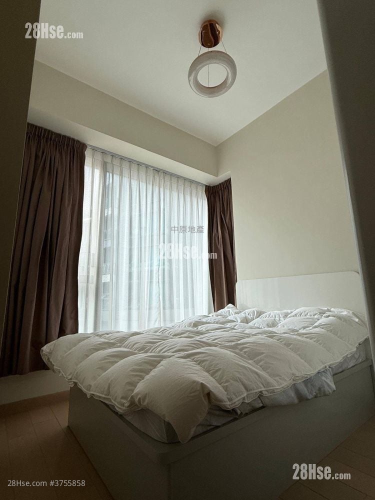 Twin Peaks Sell 2 Bedrooms , 1 Bathroom 516 ft²