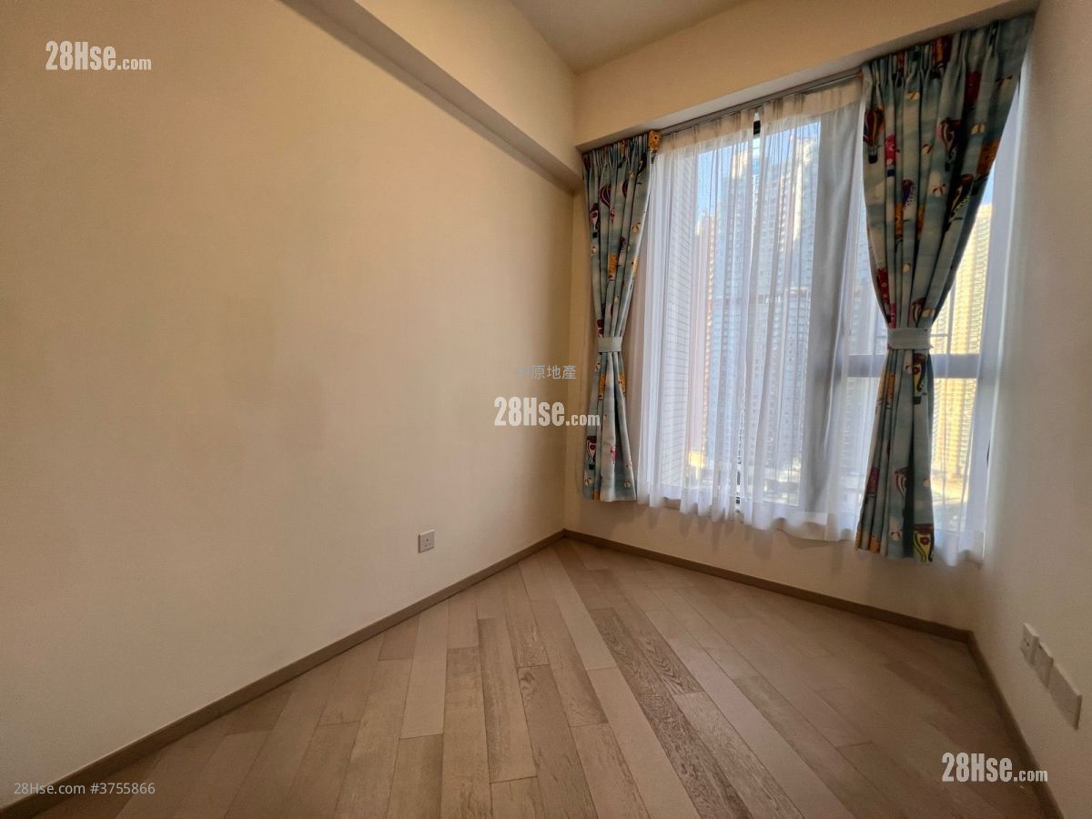 天晋 售盘 4 房 , 1 浴室 956 平方尺