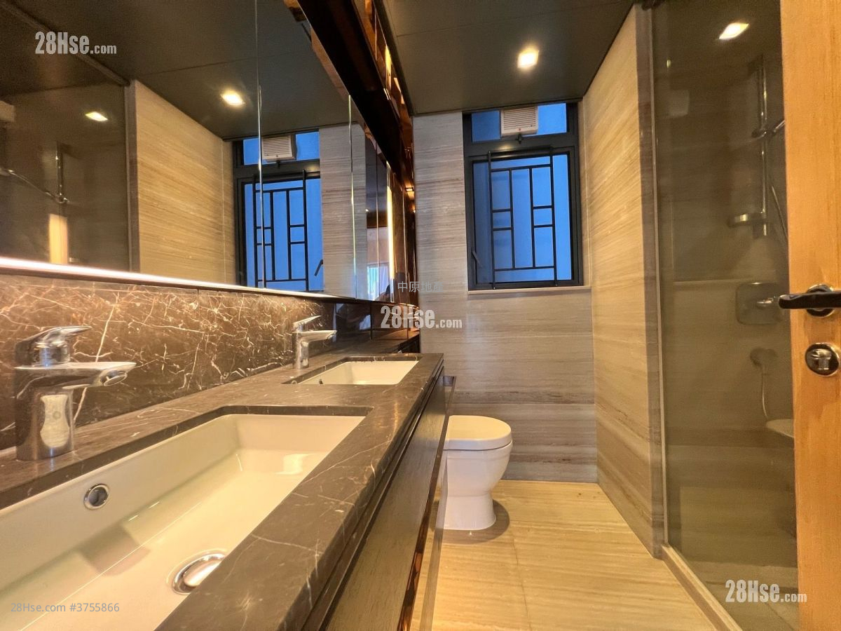 天晋 售盘 4 房 , 1 浴室 956 平方尺