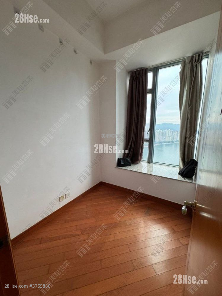 御凱 租盤 3 房 , 2 浴室 728 平方呎