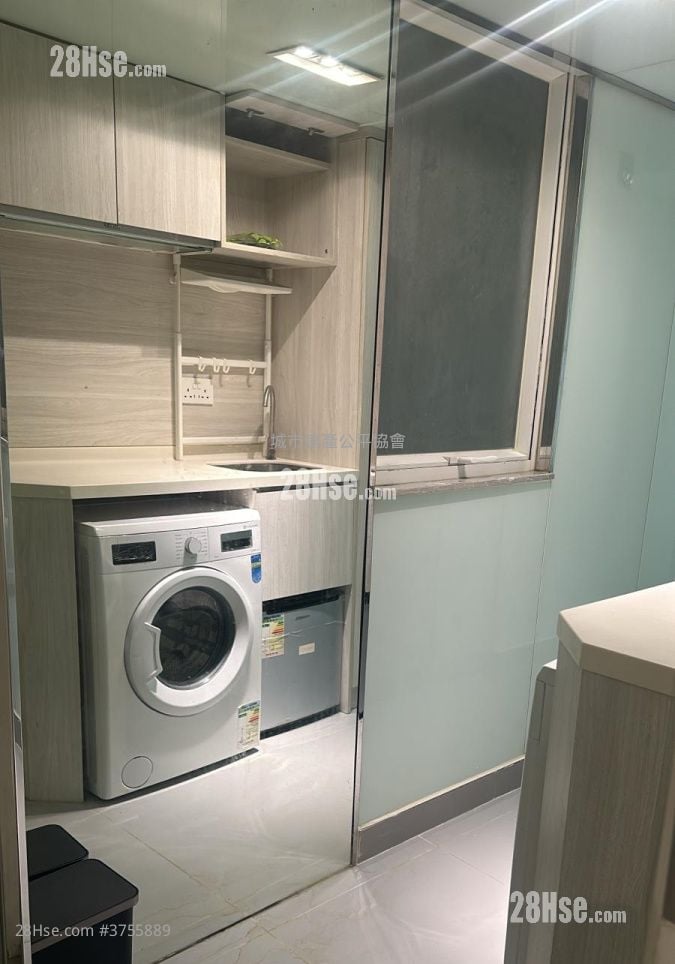 Oceanic Mansion Sell 2 Bedrooms , 2 Bathrooms 343 ft²