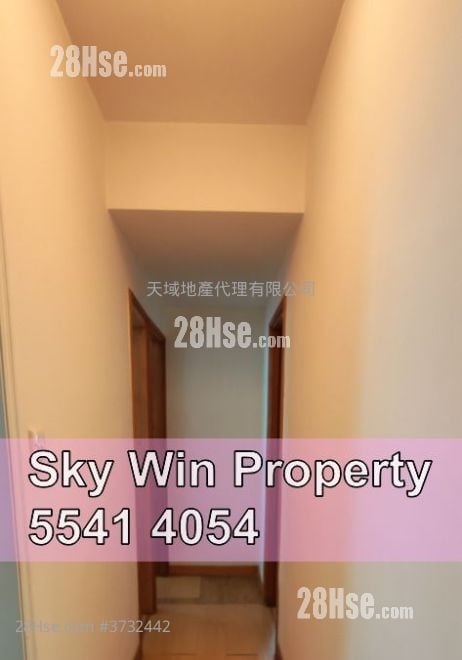 Yee On Court Sell 3 Bedrooms , 2 Bathrooms 707 ft²