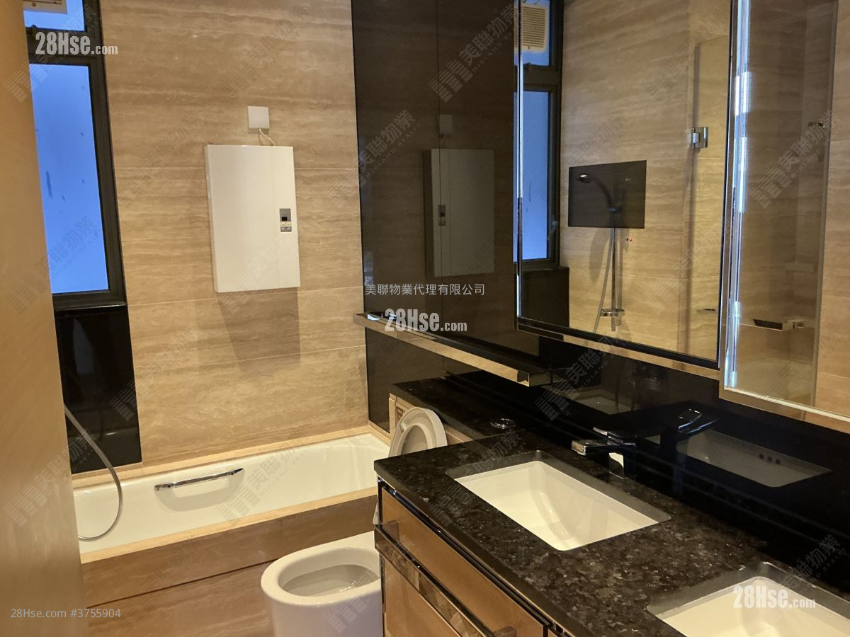 浴室: 天晉 租盤 1,004 平方呎