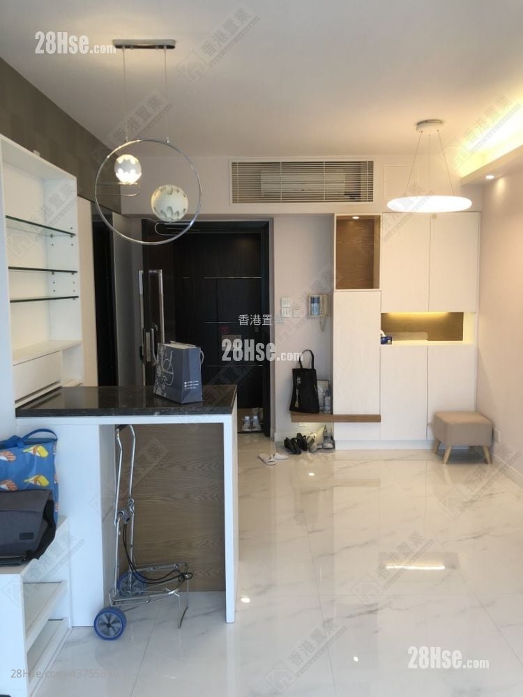 The Harbourside Sell 2 Bedrooms , 2 Bathrooms 755 ft²