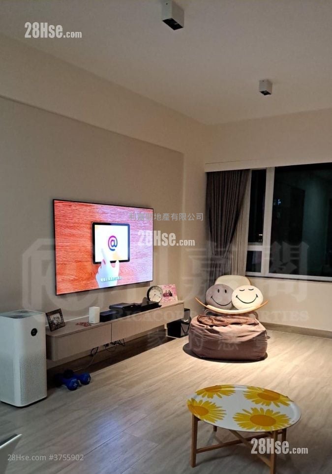 Comfort Gardens Sell 3 Bedrooms , 2 Bathrooms 1,003 ft²