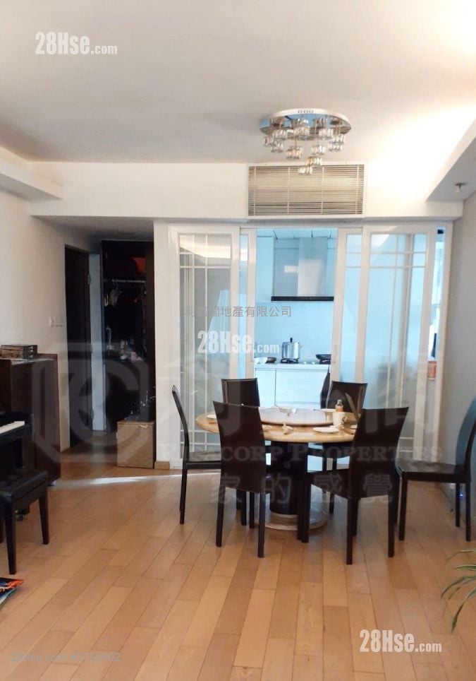 Comfort Gardens Sell 3 Bedrooms , 2 Bathrooms 1,003 ft²