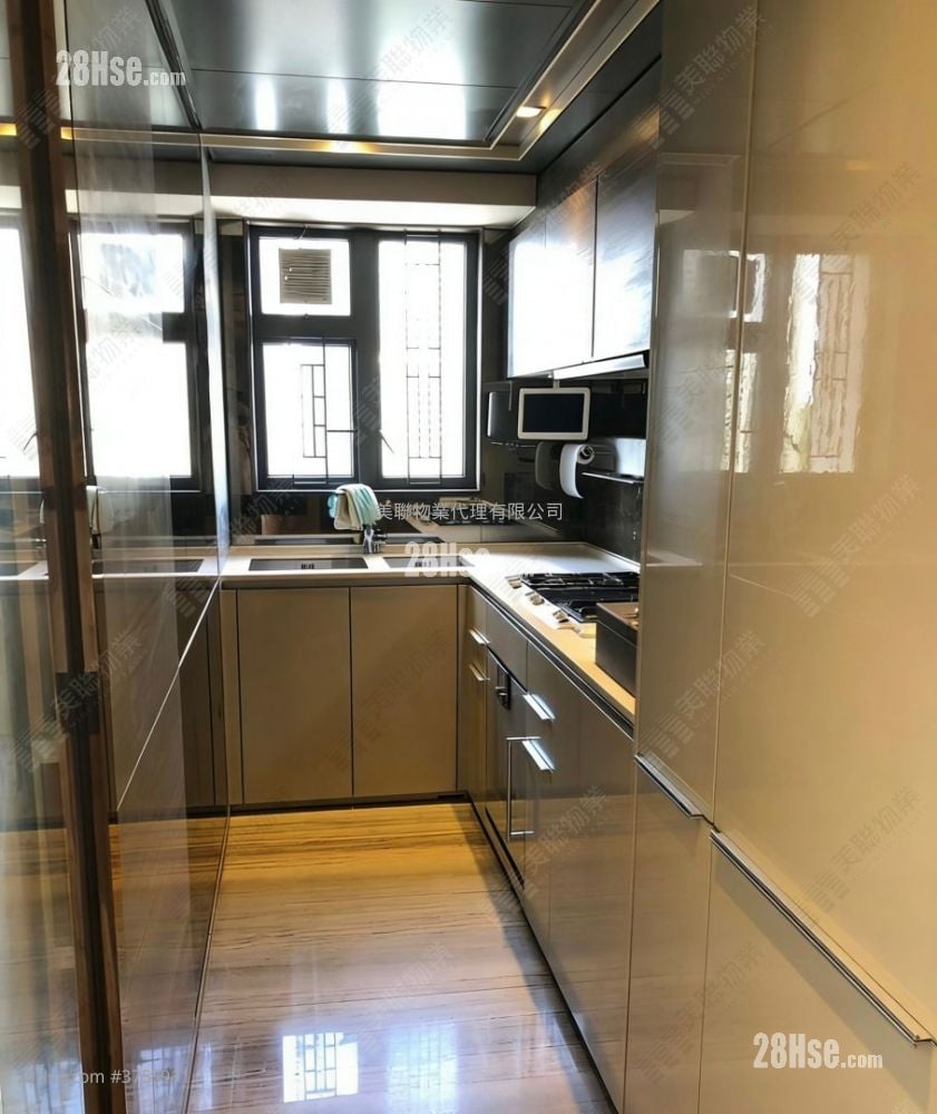 天晋 售盘 3 房 , 2 浴室 956 平方尺