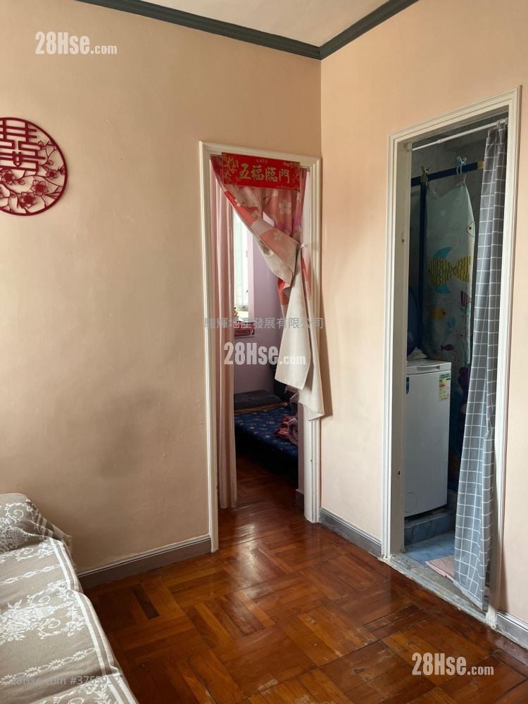 广兴大厦 售盘 1 房 , 1 浴室 239 平方尺