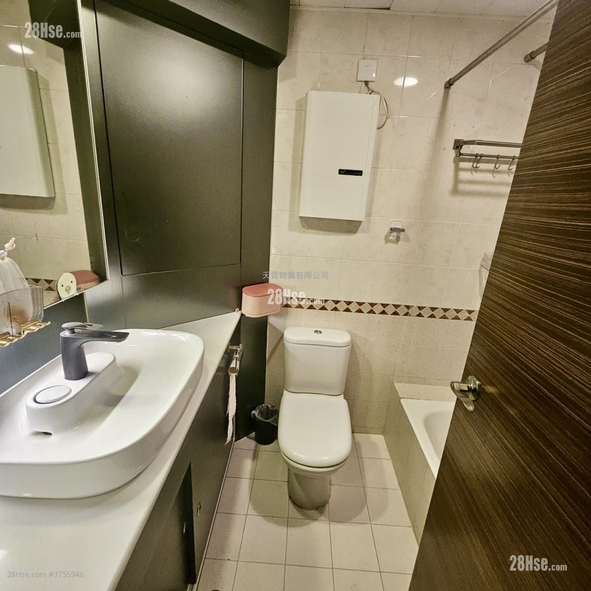 旭日豪庭 售盘 2 房 , 1 浴室 494 平方尺