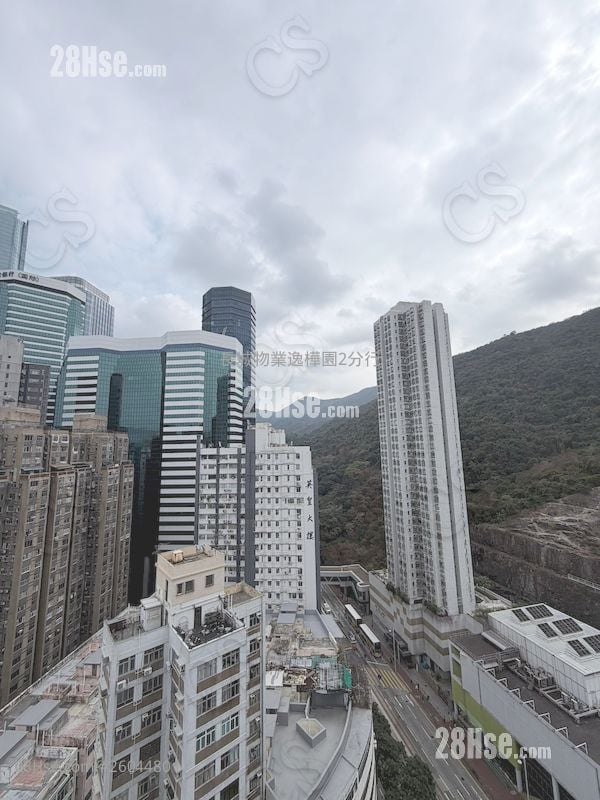 Finnie 租盤 1 房 , 1 浴室 245 平方呎