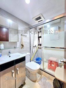 Shung Ming Mansion Sell 4 Bedrooms , 2 Bathrooms 832 ft²