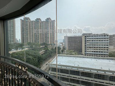 King's Park Villa Sell 3 Bedrooms , 2 Bathrooms 1,136 ft²