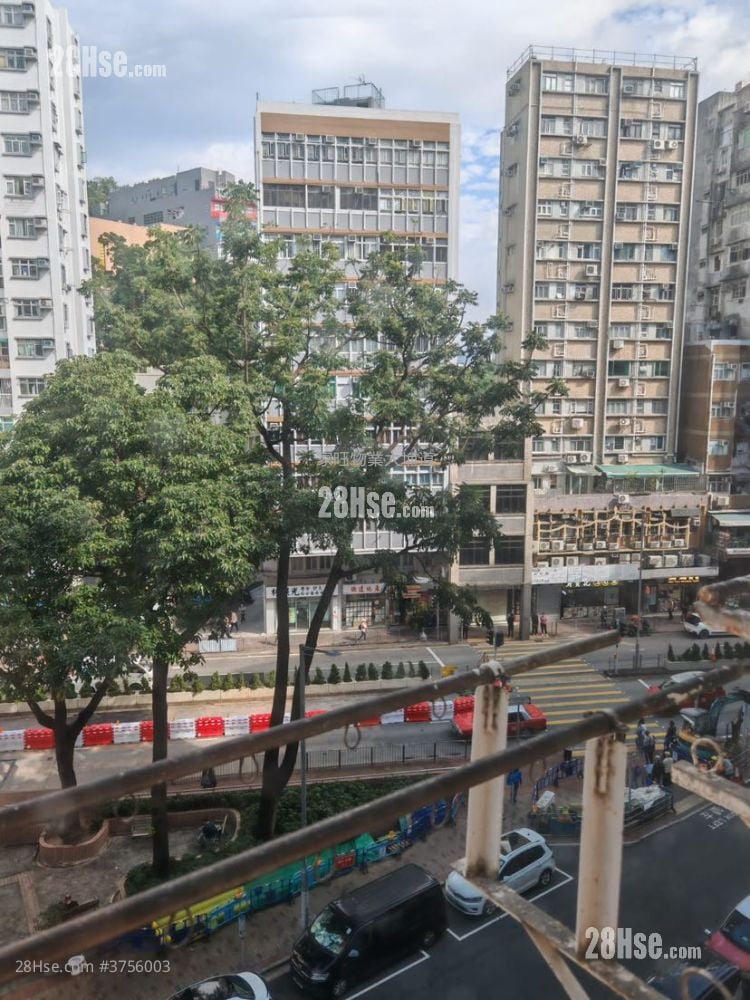 福昇大廈 售盤 1 房 , 1 浴室 207 平方呎