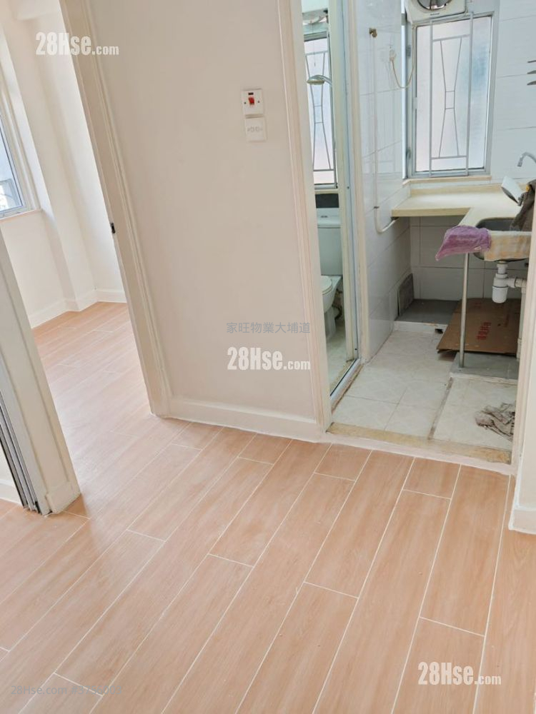 福昇大廈 售盤 1 房 , 1 浴室 207 平方呎