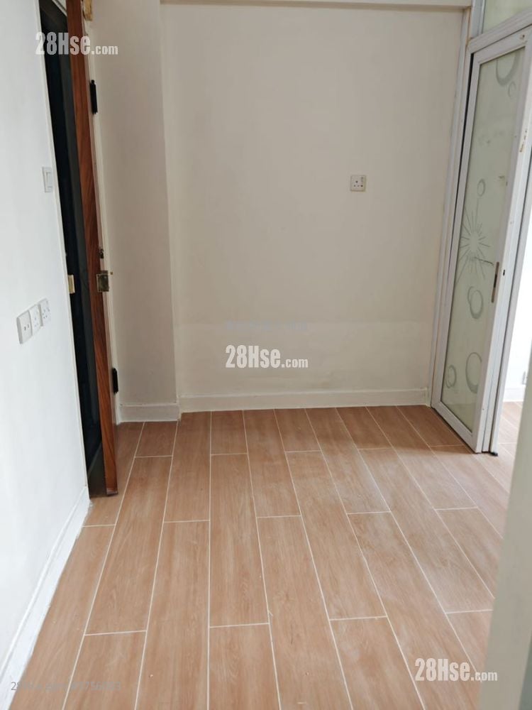 福昇大廈 售盤 1 房 , 1 浴室 207 平方呎