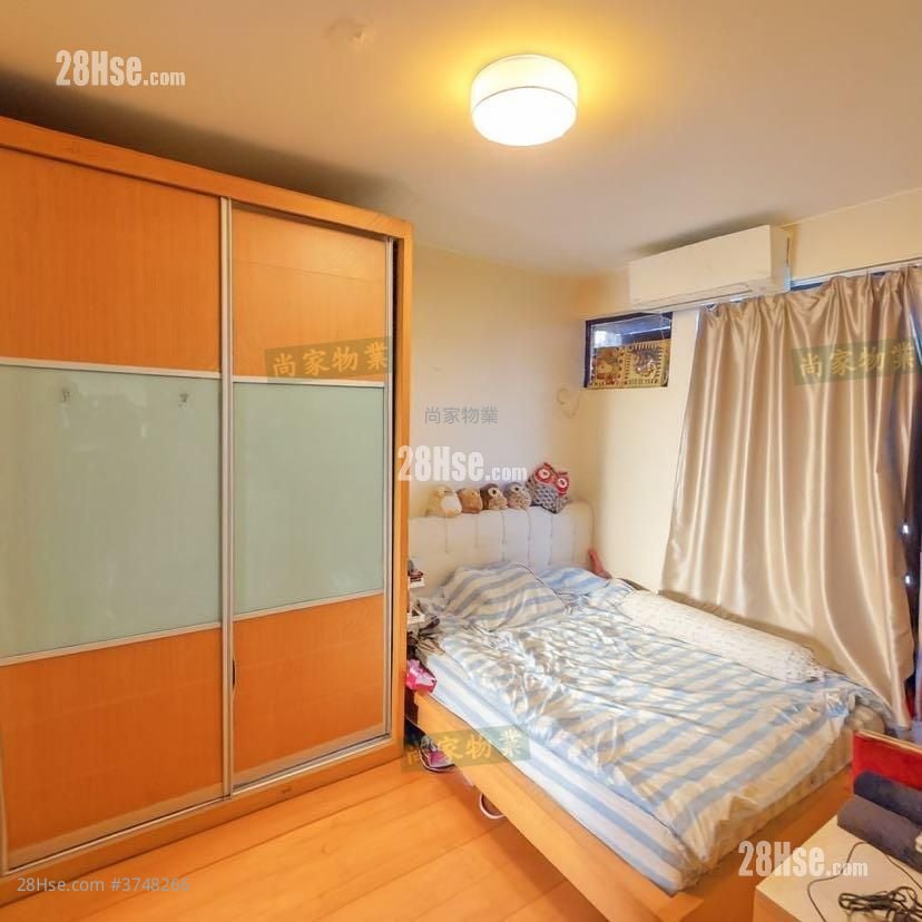 Recours La Serre Sell 4 Bedrooms , 3 Bathrooms 854 ft²