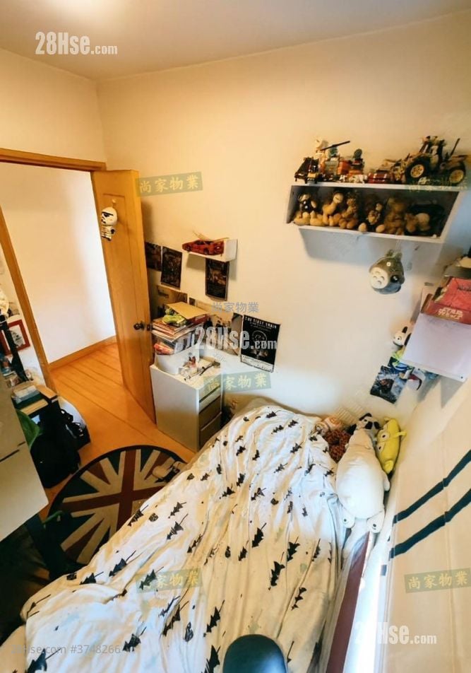 Recours La Serre Sell 4 Bedrooms , 3 Bathrooms 854 ft²